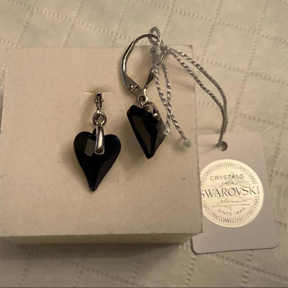 DARK INDIGO SWAROVSKI HEART EARRINGS